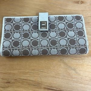 Ferragamo wallet
